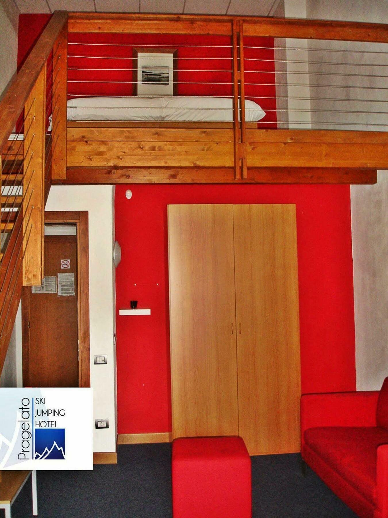 Pragelato Ski Jumping Hotel Exteriér fotografie